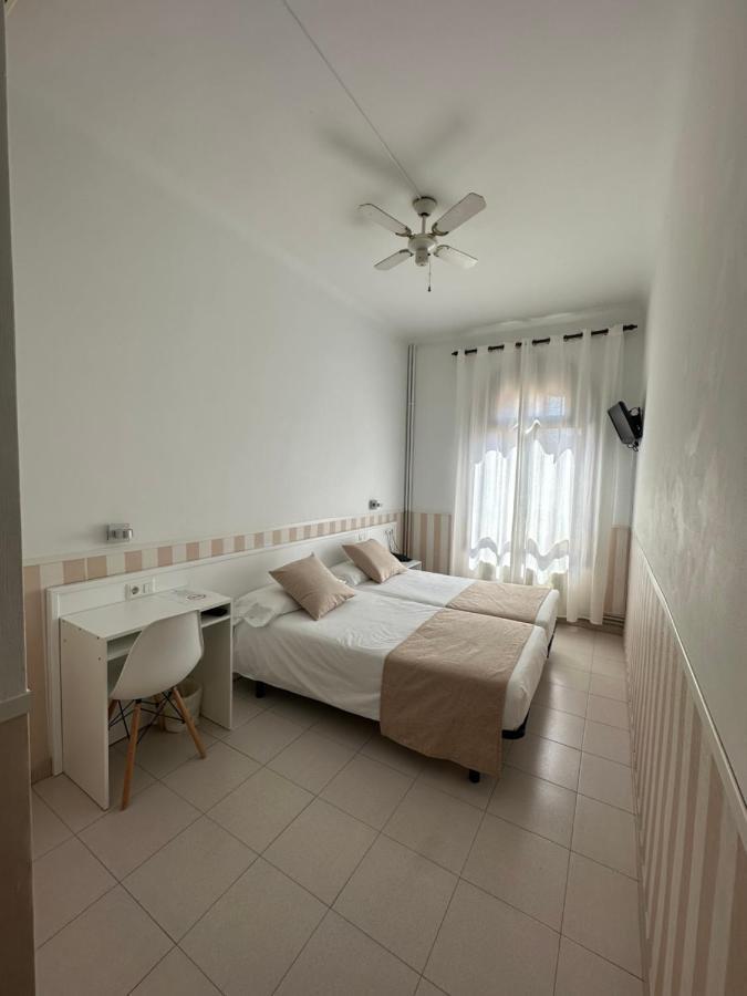 Hotel Torino Masnou Εξωτερικό φωτογραφία