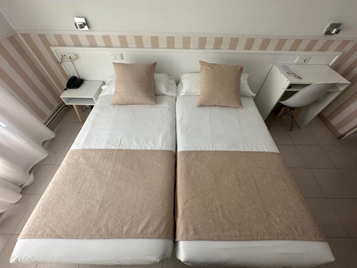 Hotel Torino Masnou Εξωτερικό φωτογραφία